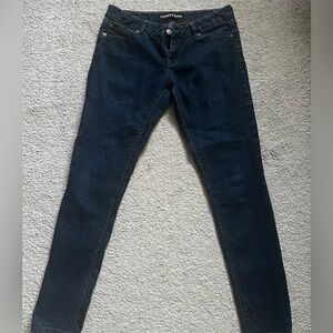 Express Women’s Stella Low Rise Jean Leggings. Size 8R